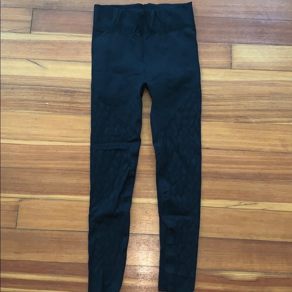 Black Fabletics Leggings